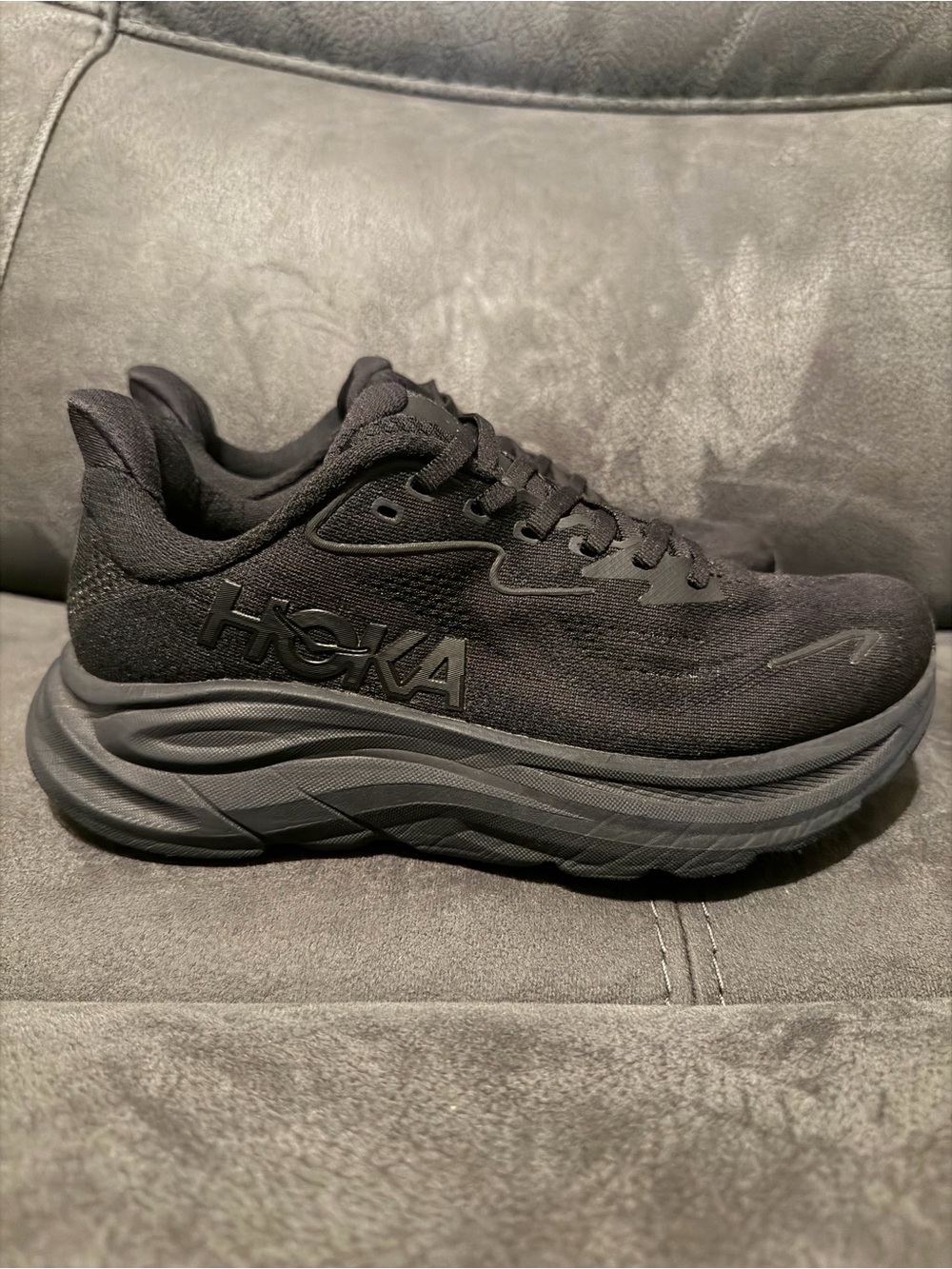 HOKA Clifton 10 Women's All-Black Cushioned Athletic Shoe